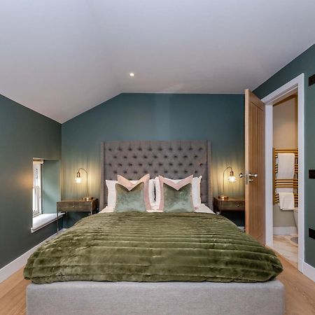 Dragon Suites - City Centre 2 Bed Luxury Mews House Эдинбург Экстерьер фото