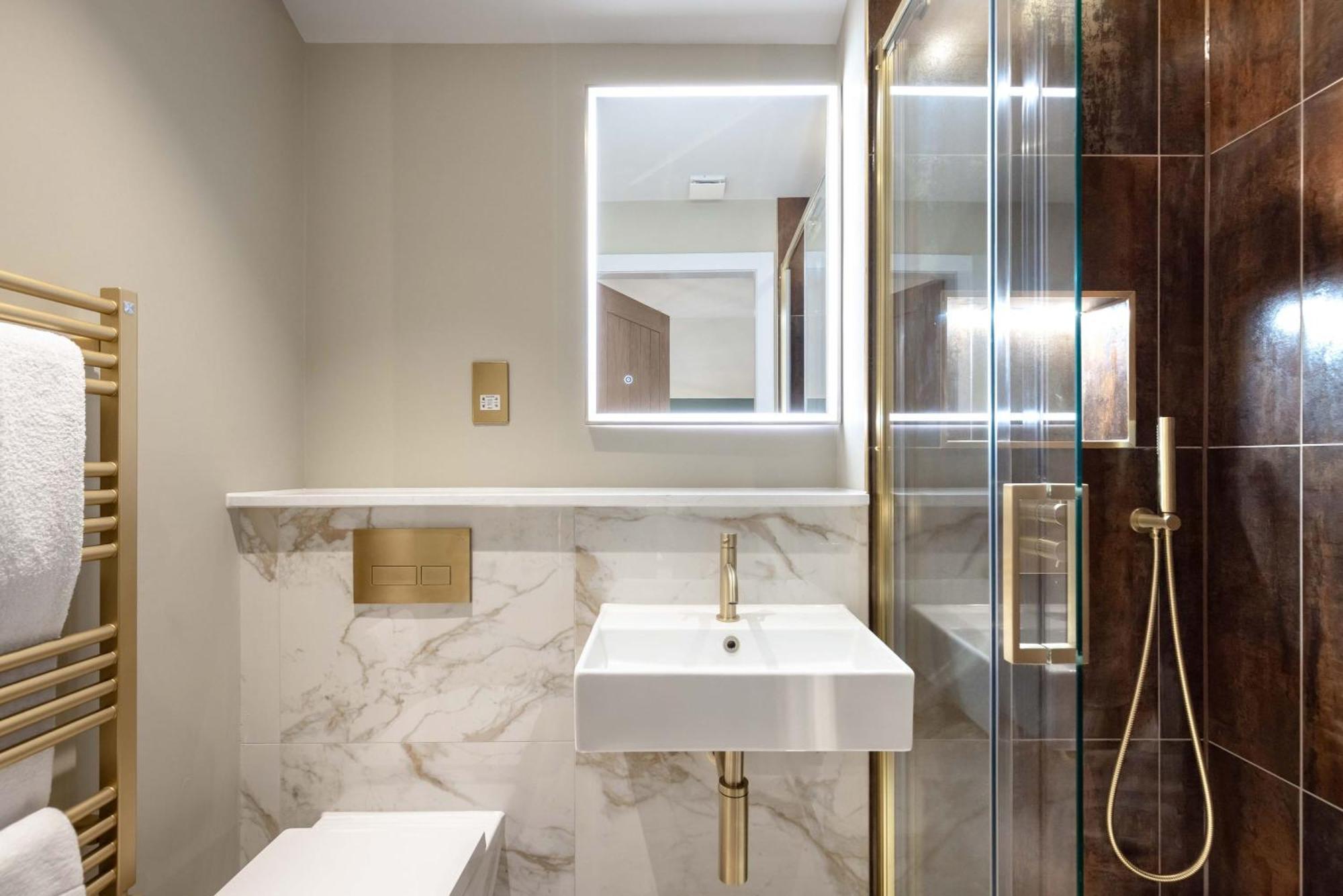 Dragon Suites - City Centre 2 Bed Luxury Mews House Эдинбург Экстерьер фото